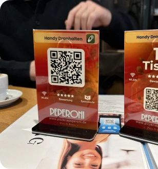 Tischtap-QR-Aufsteller bei Peproni
